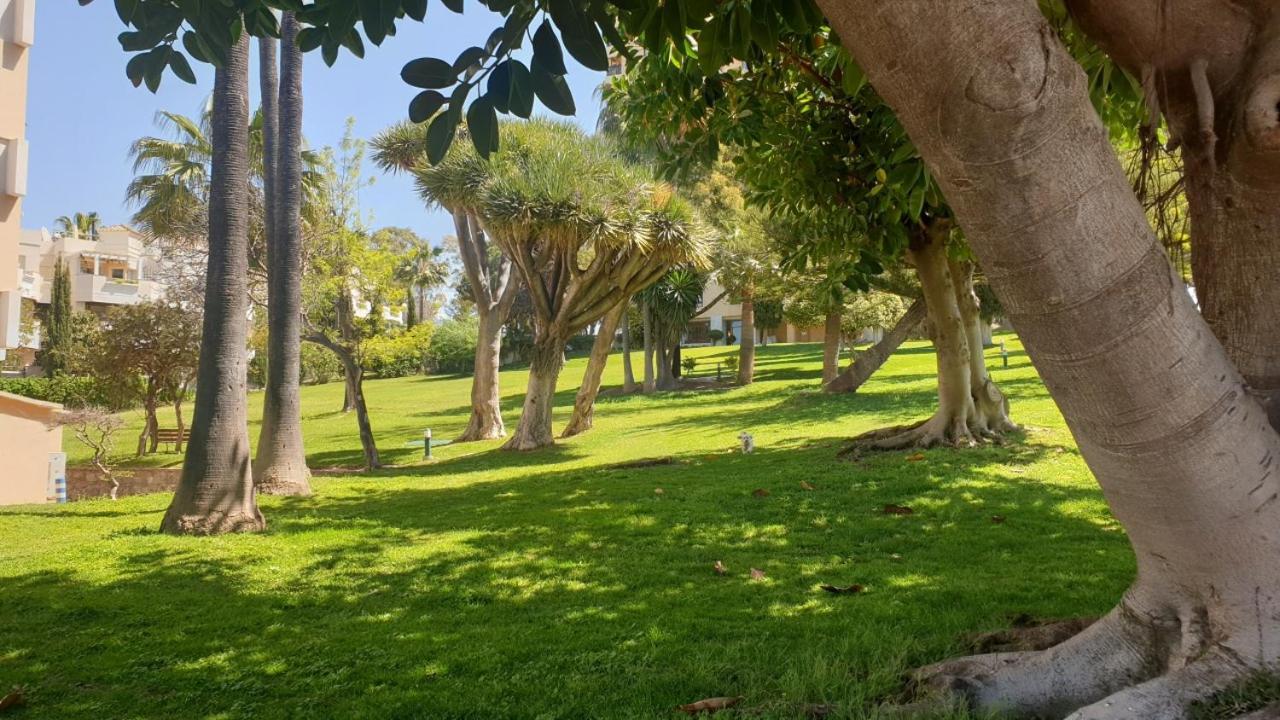 شقة Torres De Aloha 2 Bdr Puerto Banus ماربيا المظهر الخارجي الصورة