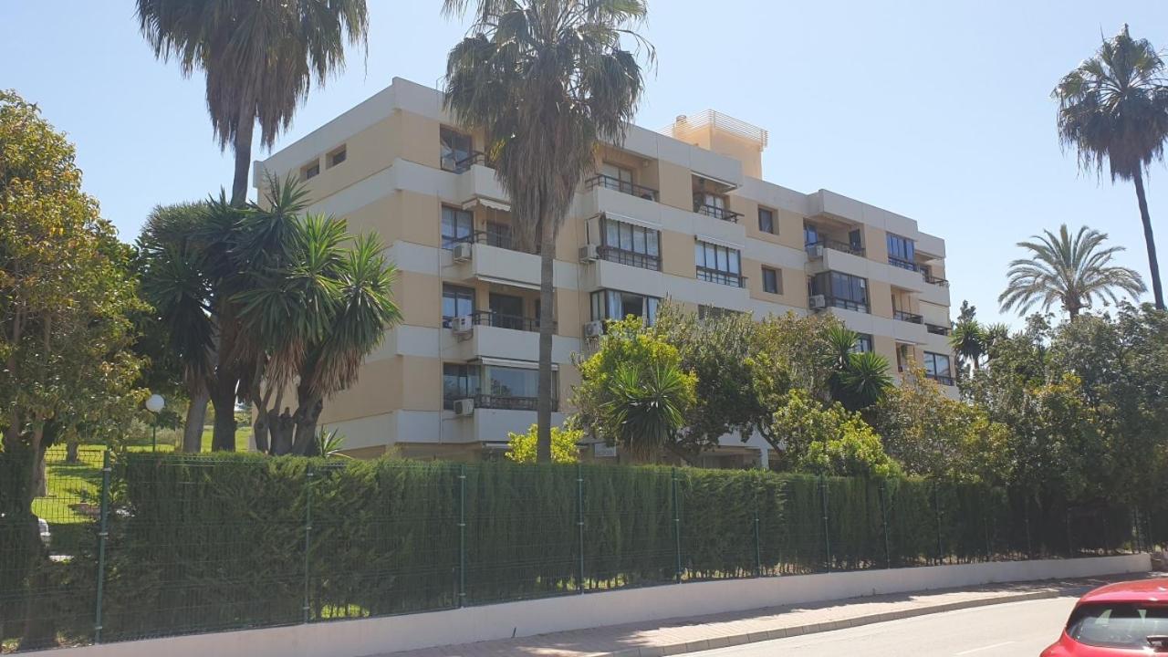 شقة Torres De Aloha 2 Bdr Puerto Banus ماربيا المظهر الخارجي الصورة