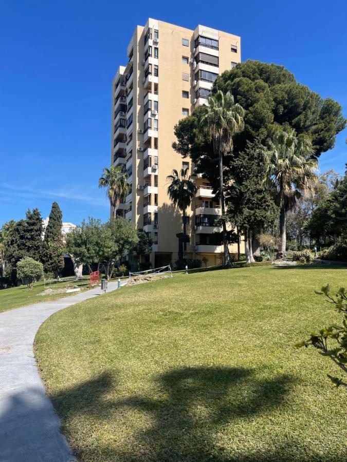 شقة Torres De Aloha 2 Bdr Puerto Banus ماربيا المظهر الخارجي الصورة
