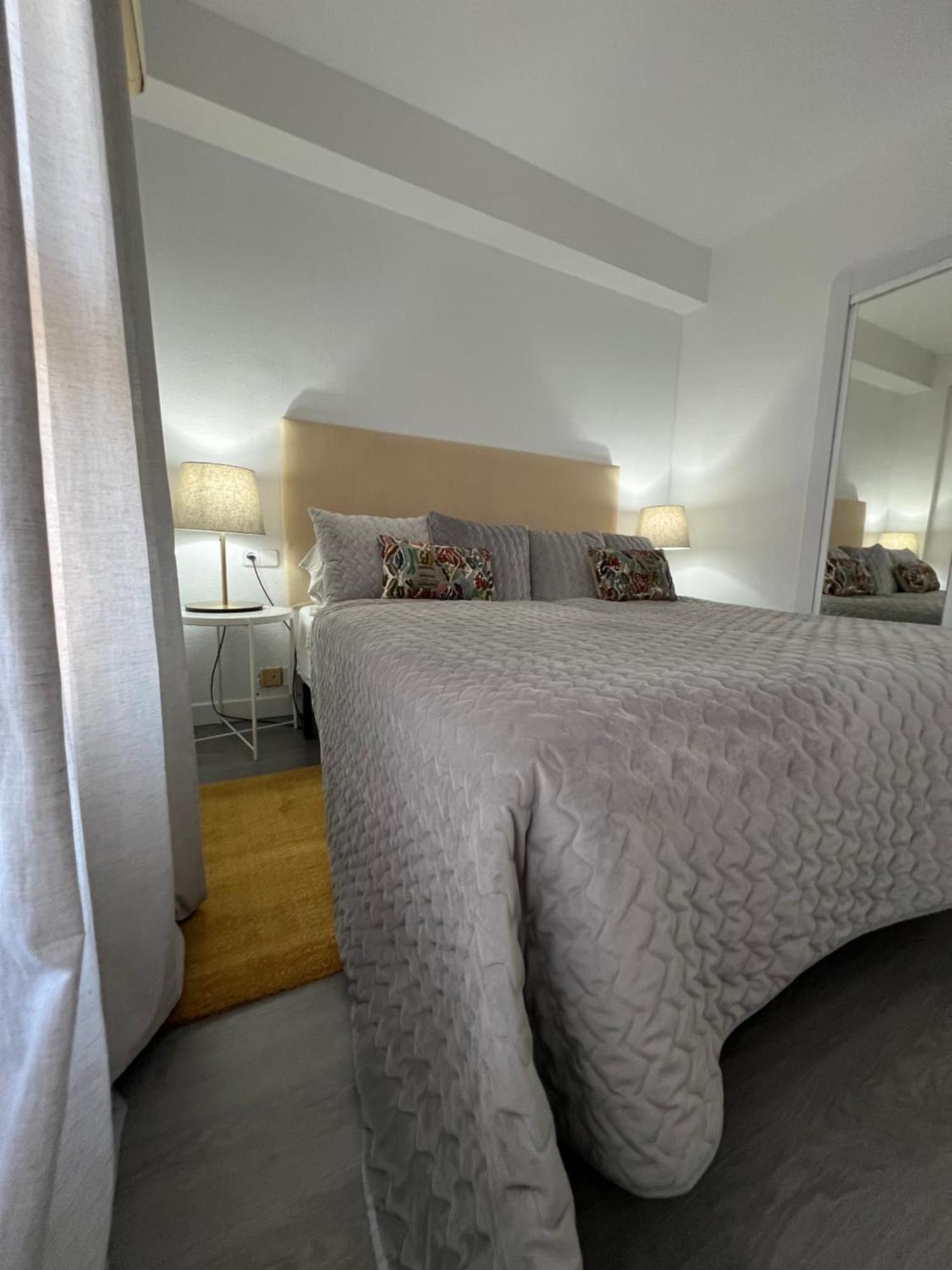 شقة Torres De Aloha 2 Bdr Puerto Banus ماربيا المظهر الخارجي الصورة