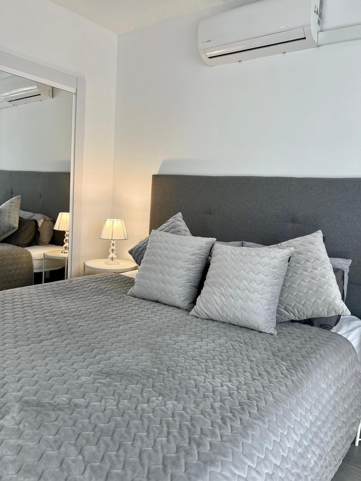 شقة Torres De Aloha 2 Bdr Puerto Banus ماربيا المظهر الخارجي الصورة